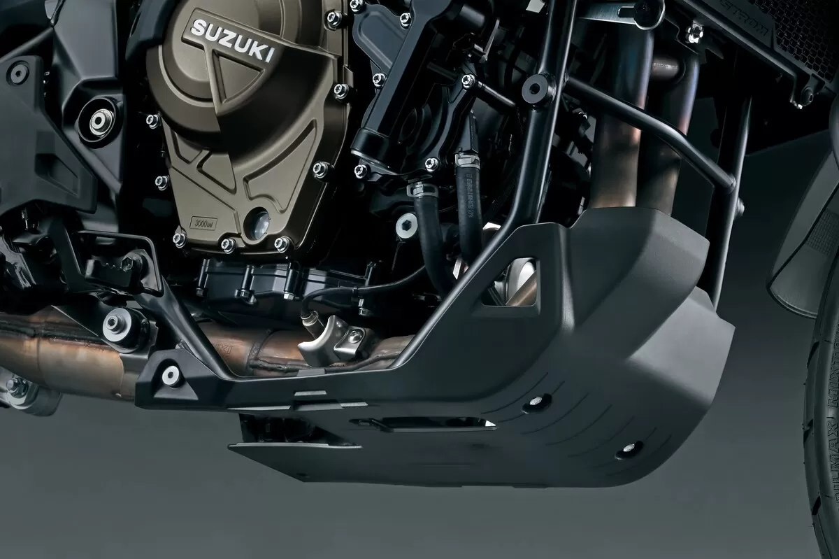 Suzuki Plastic Lower Fairing DL800