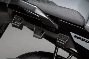 Suzuki Bracket Side Cases Plastic DL 1050 (XT) (20)