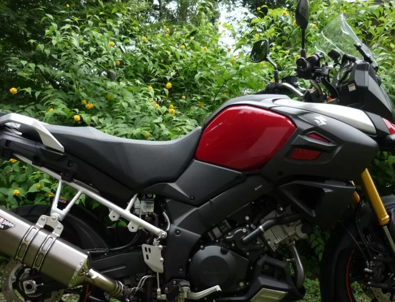 Suzuki Raised Seat Black/Gray V-Strom DL 1000 (14-16)