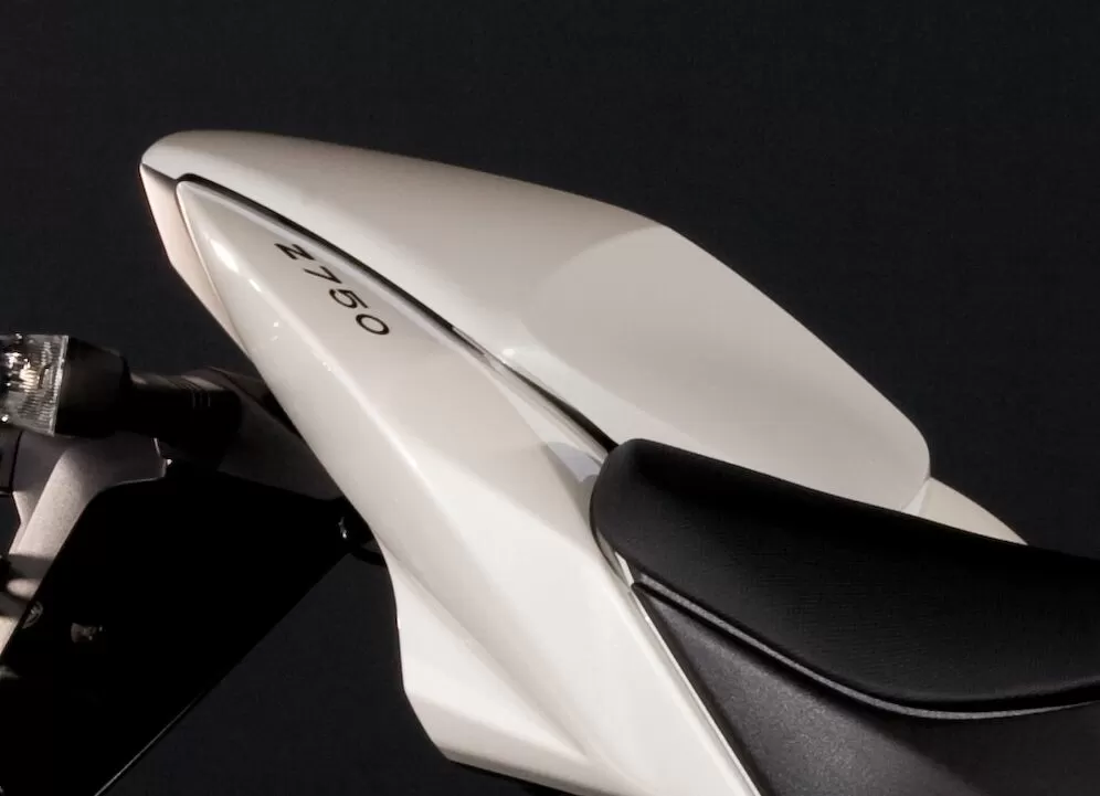 Kawasaki COVER-ASSY SINGLE SEAT W ZR750LBF