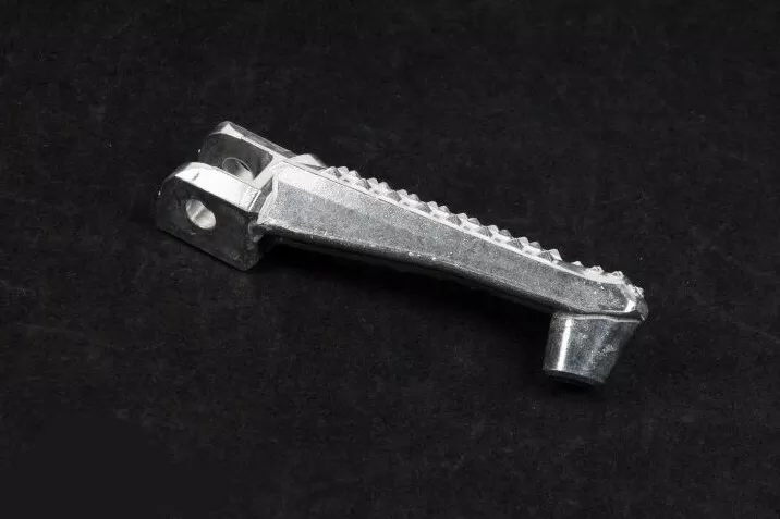 Suzuki Footrest 4351618K00