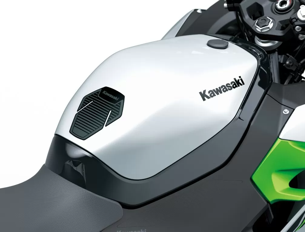 Kawasaki Tank Pad Black Eliminator 500