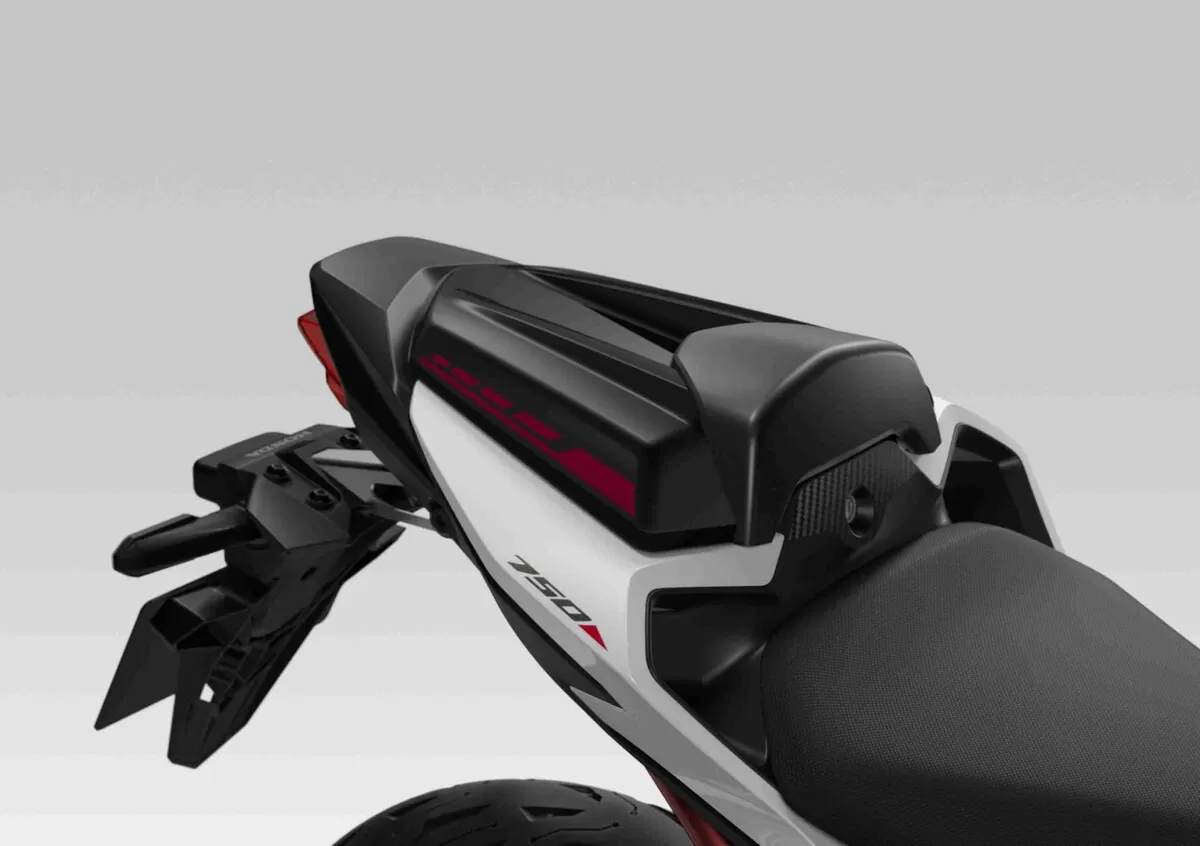 Honda Seat Cowl - Red