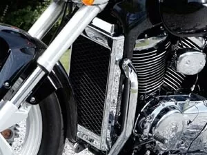 Suzuki Radiator Trim Cover (Chrome) Intruder M 800 (10-11)