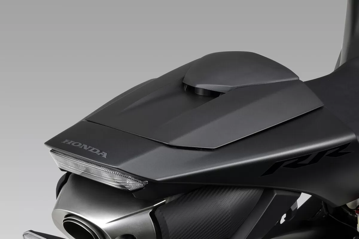 Honda Seat Cowl Black