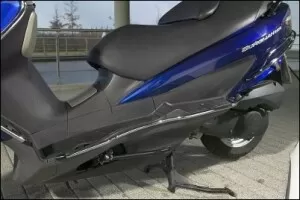 Suzuki Side Cover Decoration Bracket Burgman 200 (08-13)