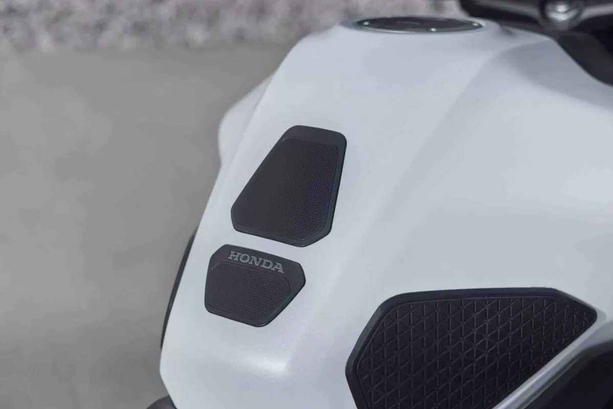 Honda Side Tank Pads