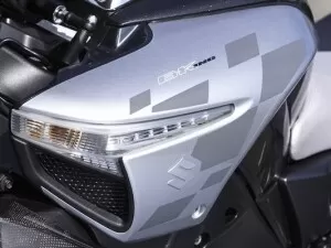 Suzuki Tank Decoration B-King GSX 1300 (08-)