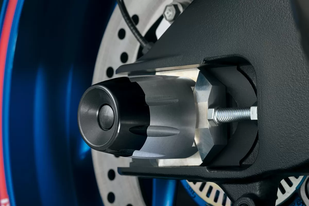 Suzuki Rear Axle Protector GSX-S (950 / 1000 / 1000GT)