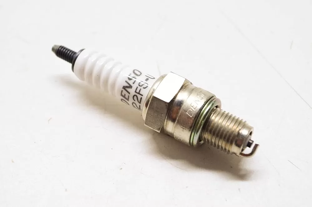 Denso sparkplug U22FS-U