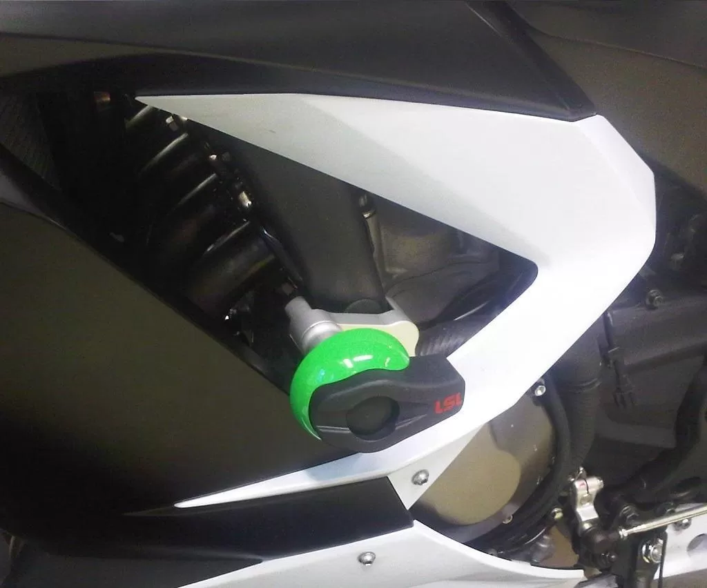 Kawasaki FRAMEPROTBKT017BRR000 ZX635E-F