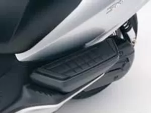 Suzuki Footrest Elevation Set Burgman 650 (06-12)