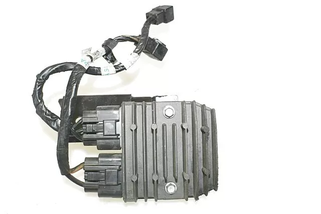 Triumph Voltage Regulator Kit Non ABS T1301655