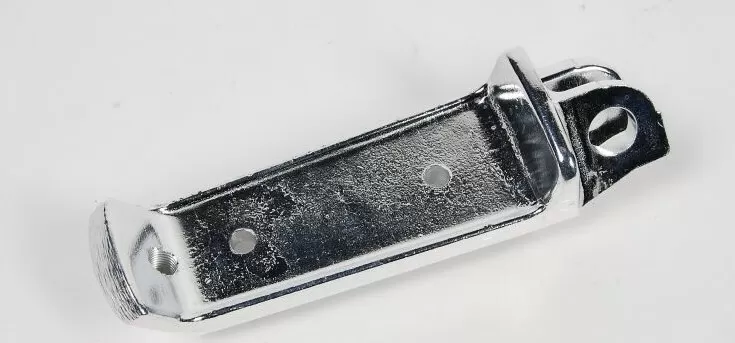 Suzuki Bar Footrest 4351142F00