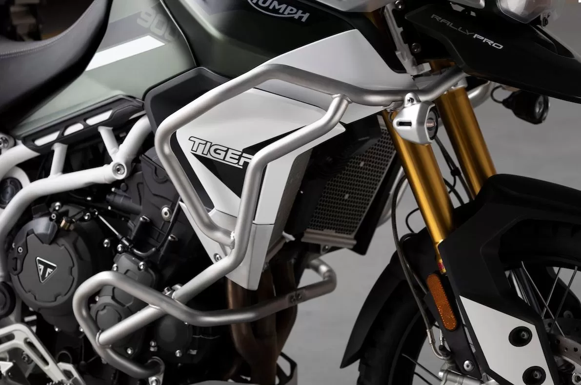 Triumph Led Fog Lights (Mounting on Drop Bracket)