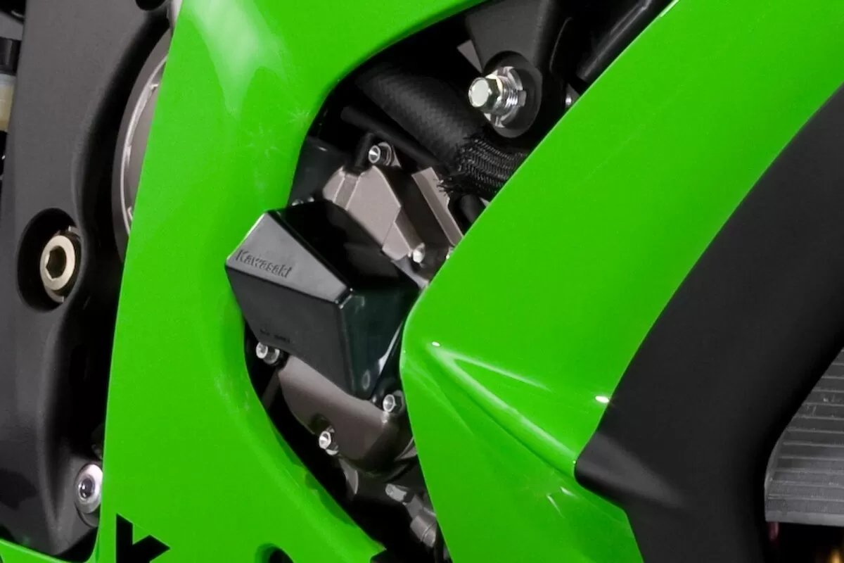 Kawasaki ENGINE SLIDERS ZX-10R ZX1000J/02L