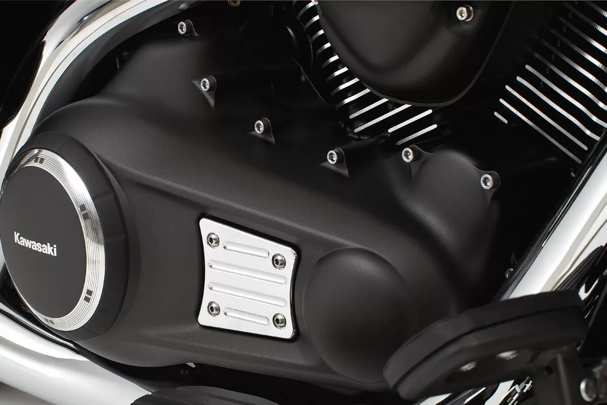 Kawasaki ENGINE COVER CHROME VN1700 '09