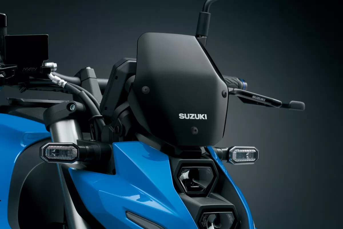 Suzuki Flyscreen GSX 8S
