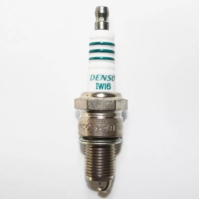 Denso Iridium sparkplug IW16