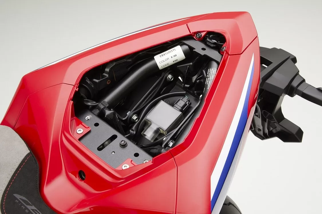 Honda Easy Kit USB Power Socket With Attachment