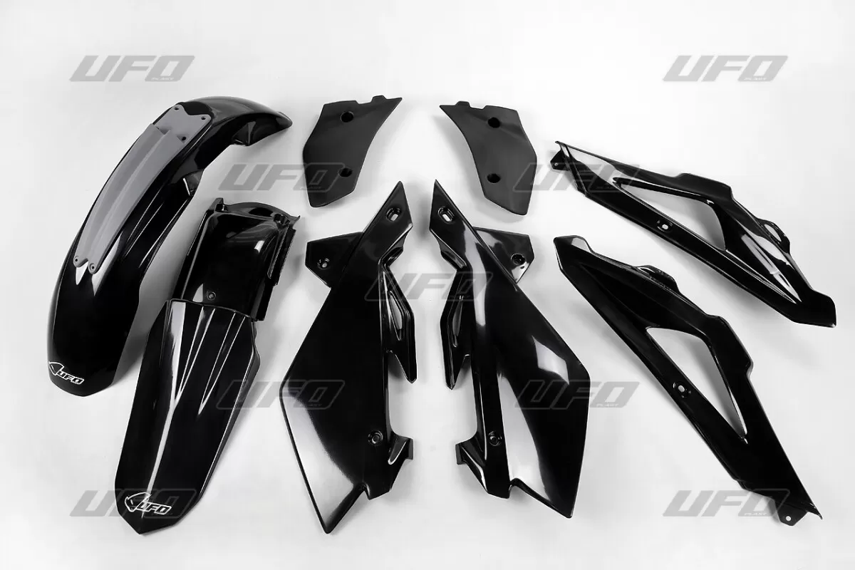 UFO Plastic Kit Husqvarna CR/WR 06 Black