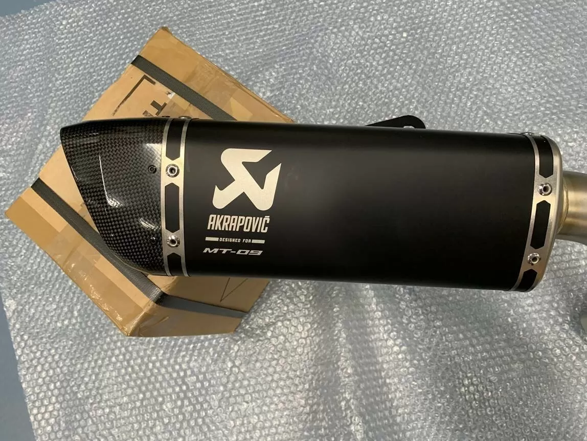 Yamaha Akrapovic Exhaust System Black MT-09 (21-)
