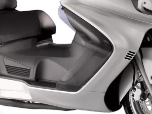 Suzuki Windshield kit Burgman 650 (03-12)